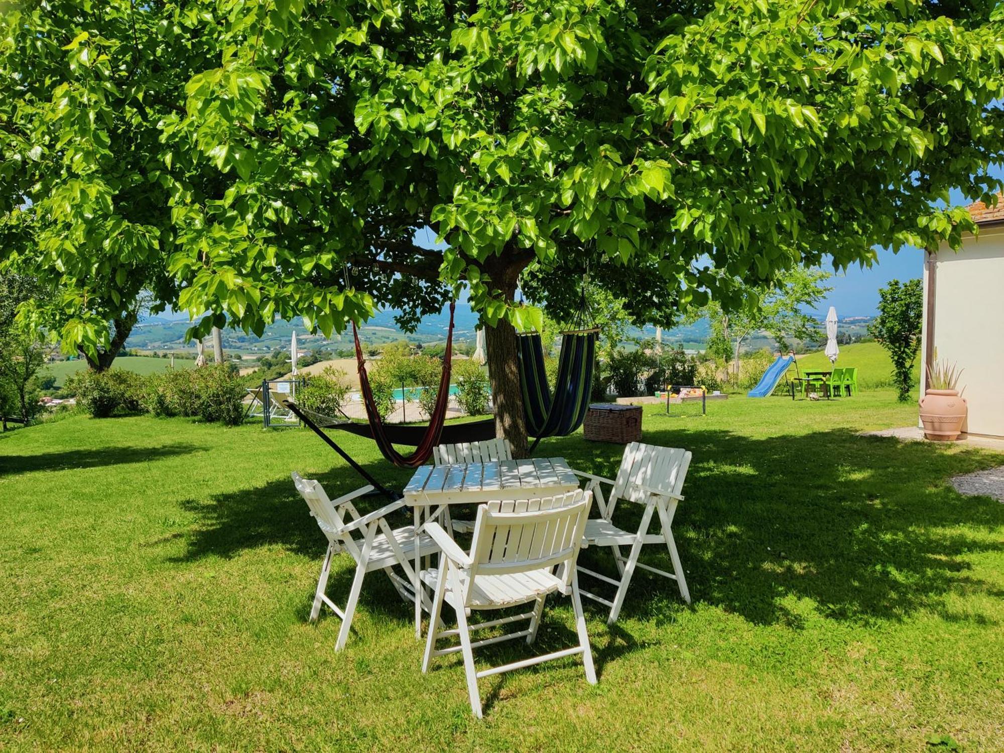 Rustico Del Bozzo Guest House Castelleone di Suasa Exterior photo